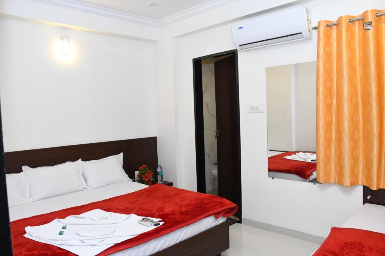 Hotel Sai Shatabdi Ширди Экстерьер фото